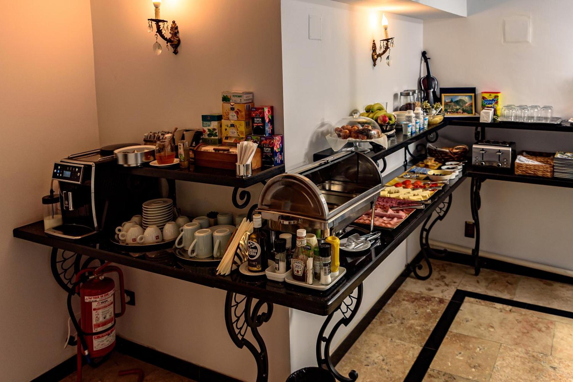 Vila Sarada Boutique Дева Екстериор снимка