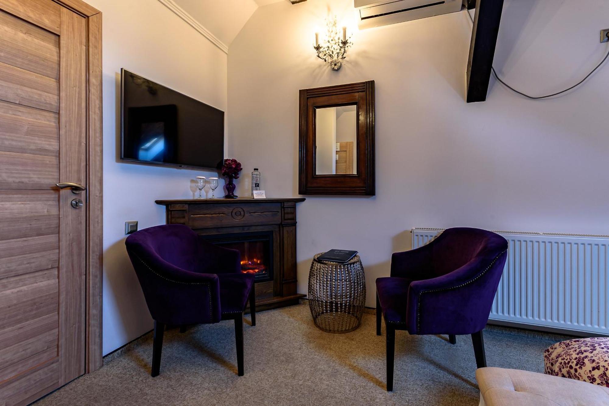 Vila Sarada Boutique Дева Екстериор снимка